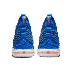 Nike LeBron 15 - Légèreté Robustesse Combinées