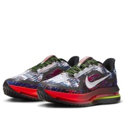Nike Pegasus Premium - Motif Traction Innovant Adhérence Maximale