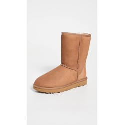UGG Classic Short II 1016223 | Bottes Iconiques